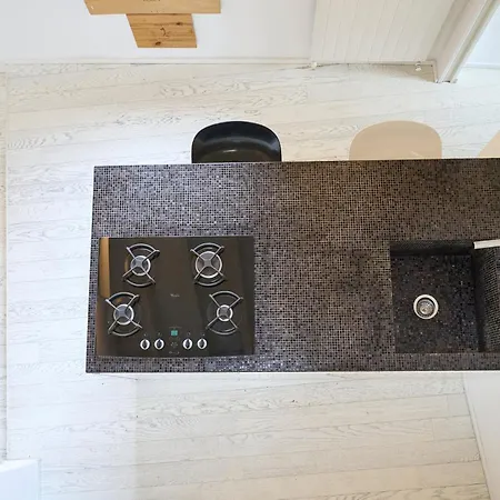 Ghirlandi Apartment *